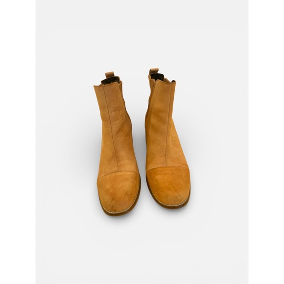 Toms Esme Heeled Boot  Tan Oiled Nubuck, Size 7 - Picture 9 of 16